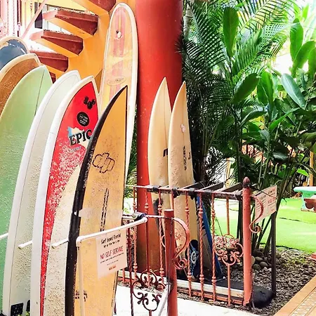Cool Vibes Beach Hostel-3